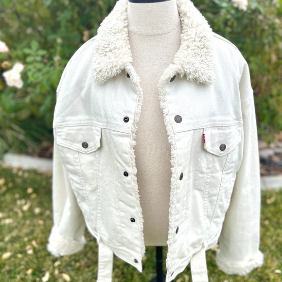 Levi's Cozy Cocoon White Trucker Jacket - Cuddly Tofu - Size Large - Picture 6 of 11